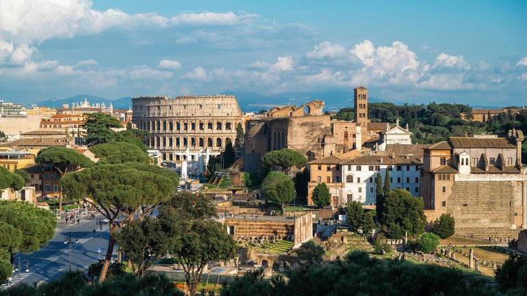 MEDITERRANEAN_cityscape-rome-ancient-centre-italy